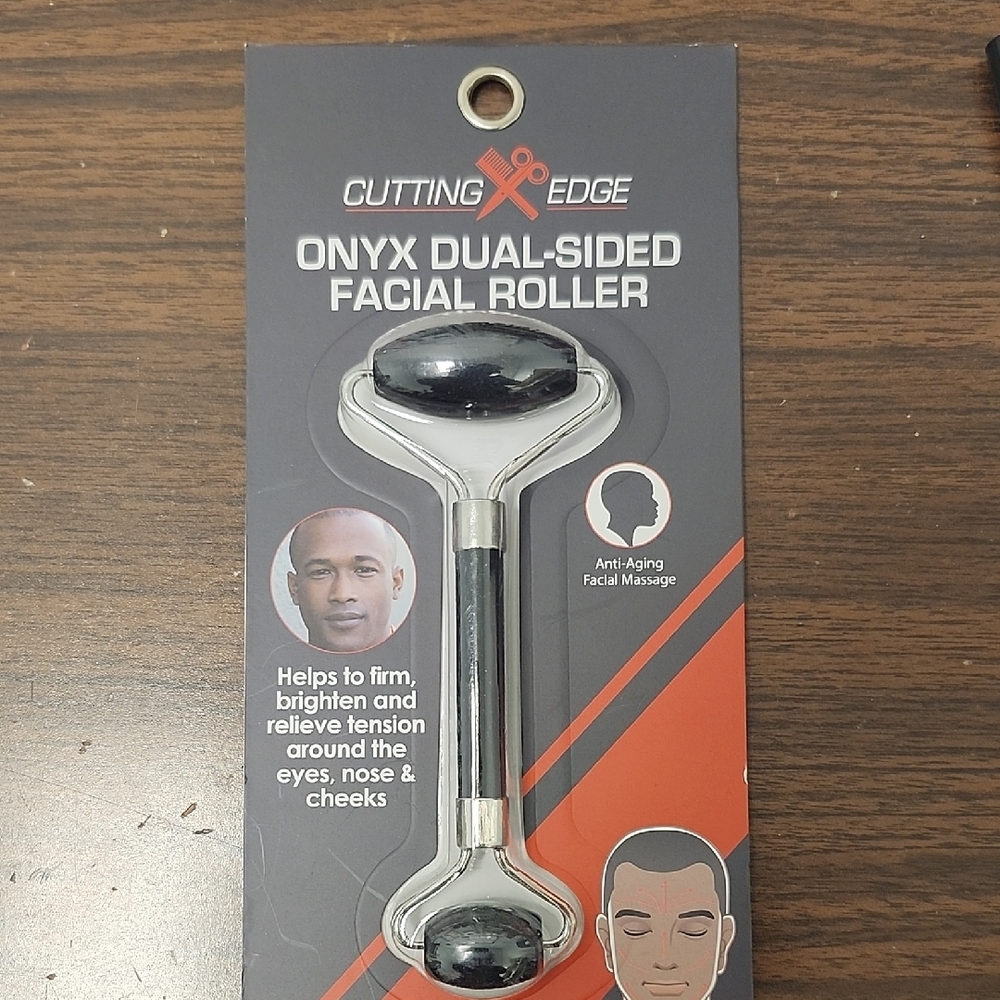 Onyx Dual-Sided Facial Roller Blk NWT By Cutting Edge Suitable For All Skin Type